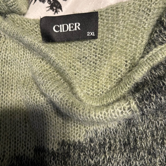 Cider Green and Black Knit destructed Dress 2X - Picture 11 of 11